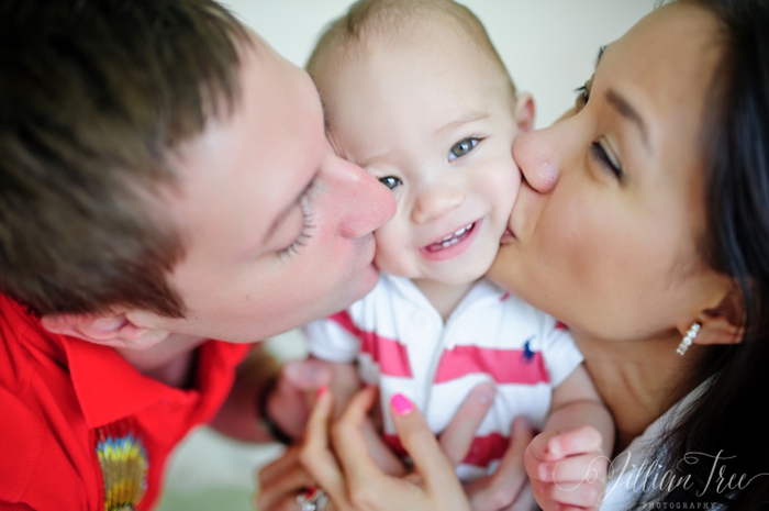 Lifestyle Family Photographer Miami Florida kisses