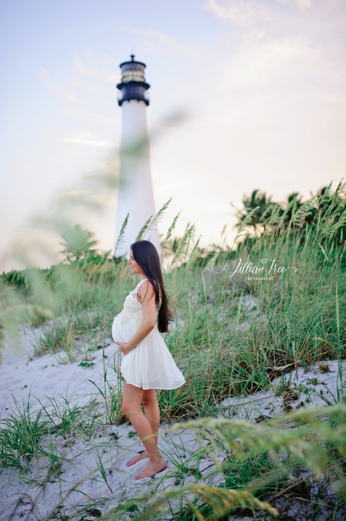 Cape Florida Lighthouse Maternity Photos