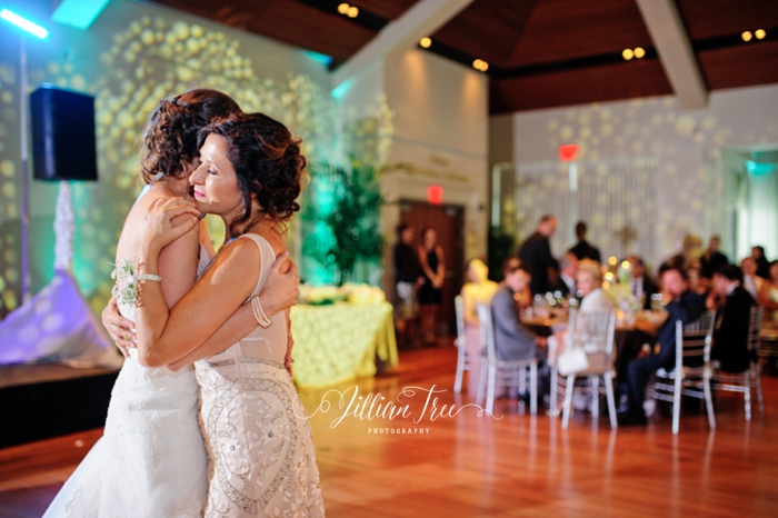 Hora Loca wedding reception in Miami_0011
