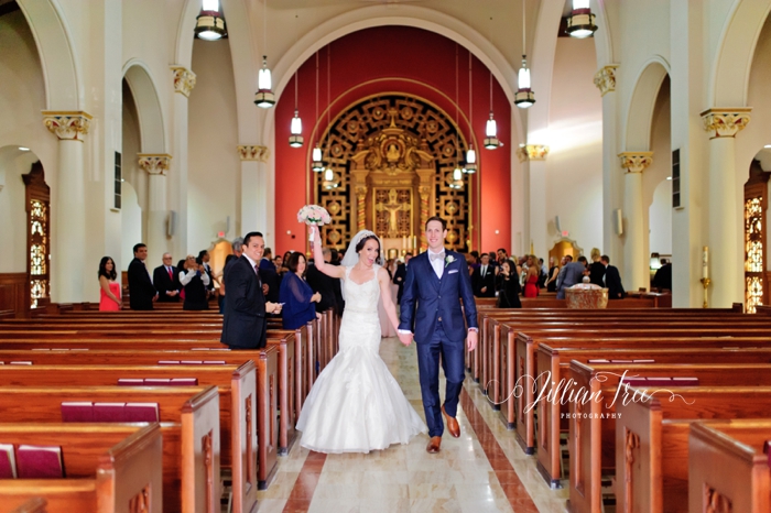 Miami Wedding Photographer Church of the Little Flower Ceremony_0026