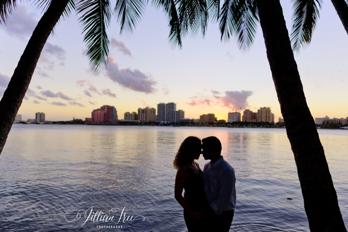 worth-avenue-west-palm-beach-engagement-photographer-photography-in-south-florida_040